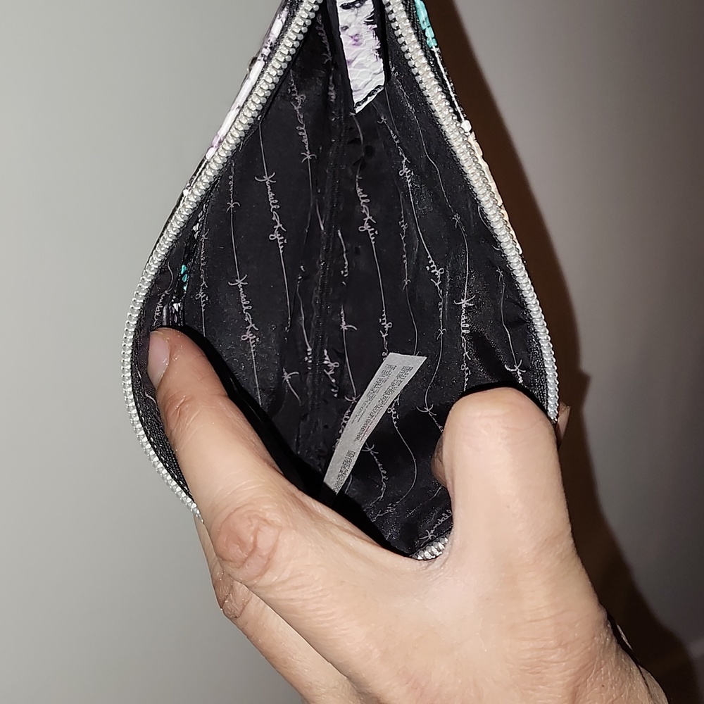 Purse - Picture 4 of 4